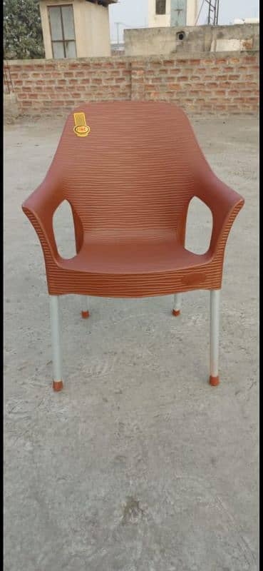 Chairs / plastic chairs / pure plastic chairs / wavy plastic 3