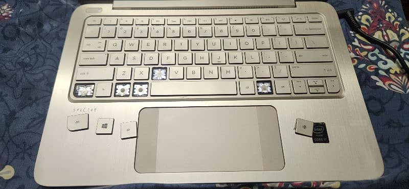 HP Spectre 13-3000ea Ultrabook 2