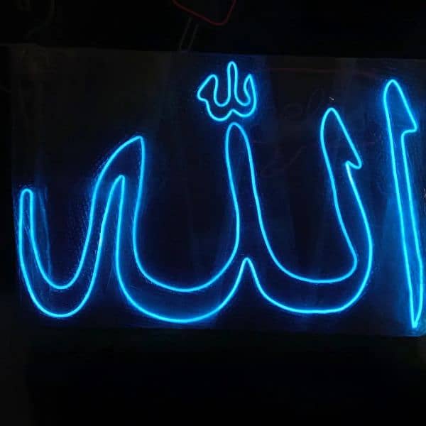 customised neon sign 0