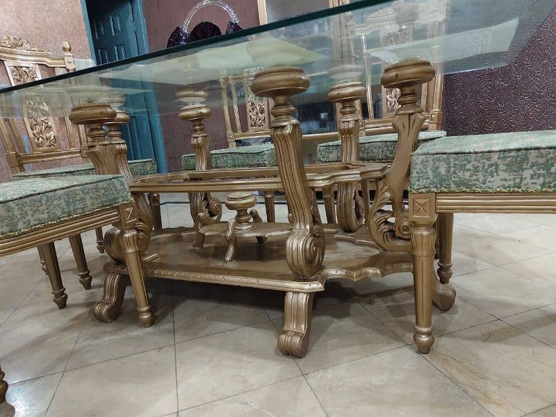 High Quality Dining Table With 6 Chairs in Molty Foam and Deco Paint. 15