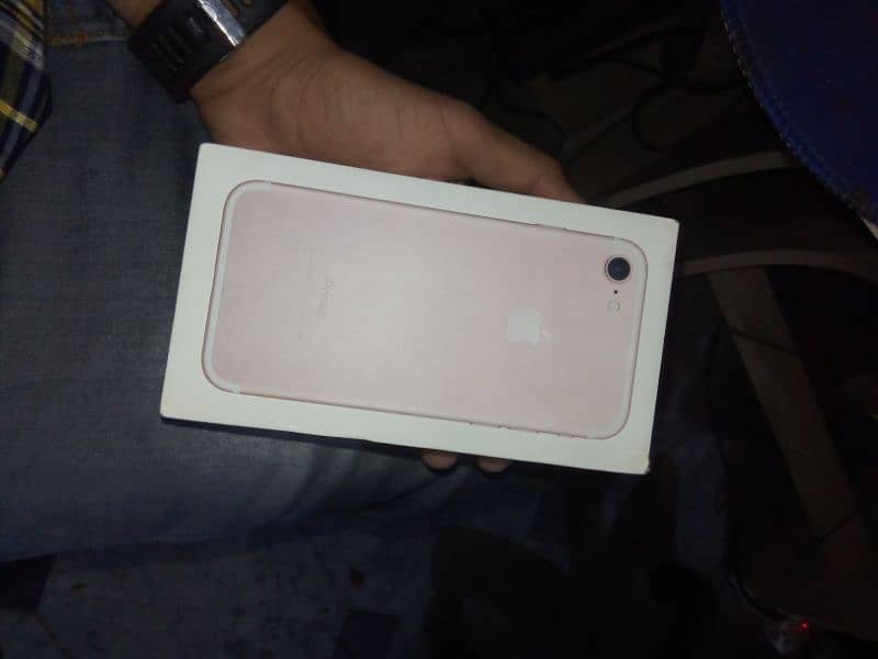 Iphone 7 Non PTA Rose Gold Color 128Gb 0