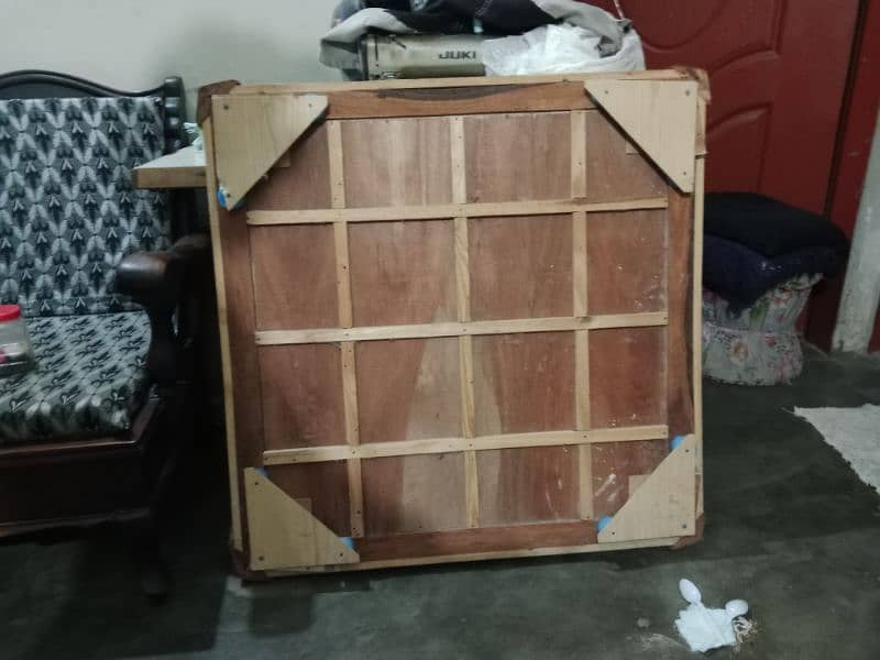 Carrom Board for urgent sell 3