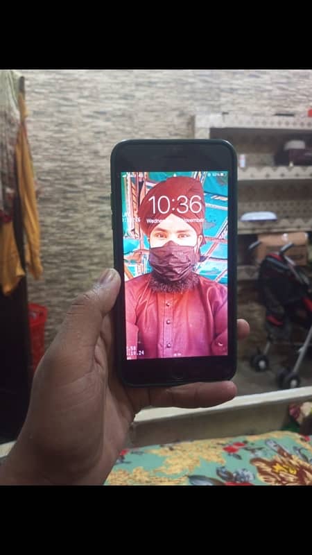 I Phone 7 Plus 128 GB PTA WITH 10’000 mAh Powar Bank & Box Charger 2