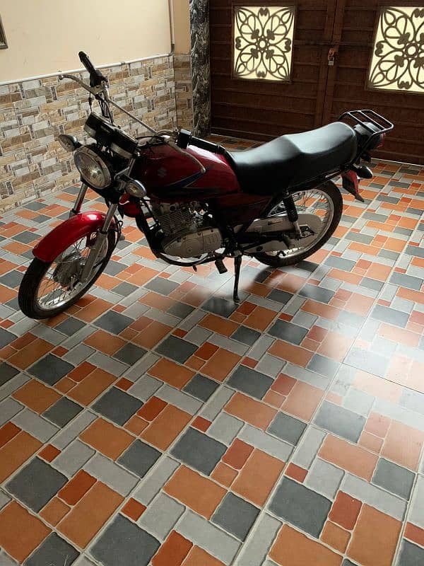 suzuki bike 150 new condition 3