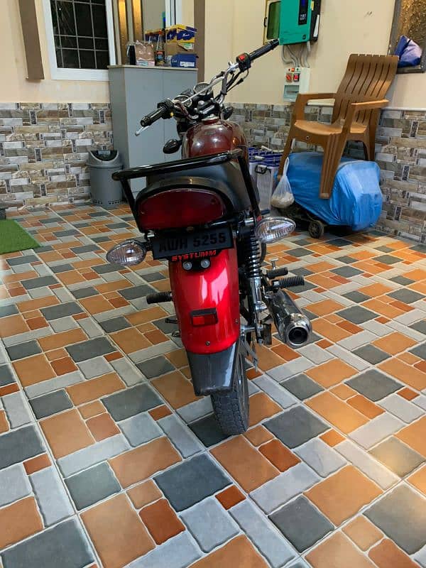 suzuki bike 150 new condition 5