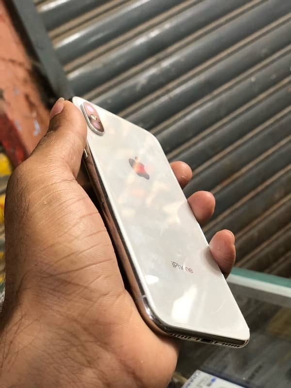 IPHONE X 64GB 0