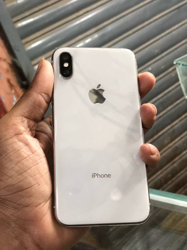 IPHONE X 64GB 1