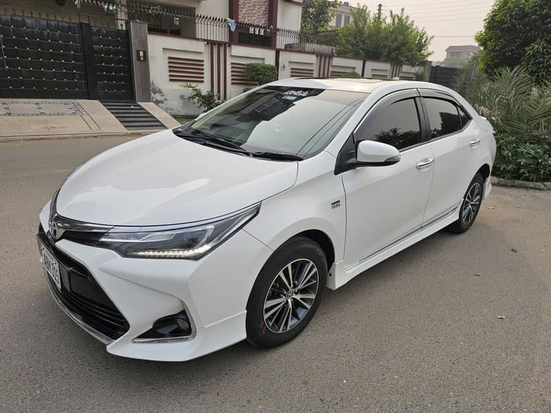 Toyota Corolla Altis 2022 1.6 special edition 0