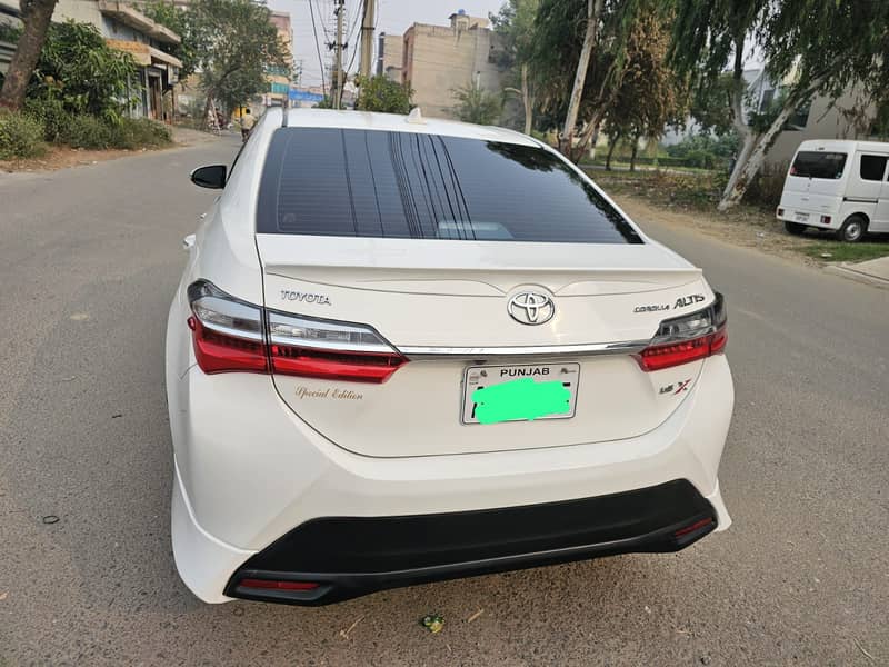 Toyota Corolla Altis 2022 1.6 special edition 2