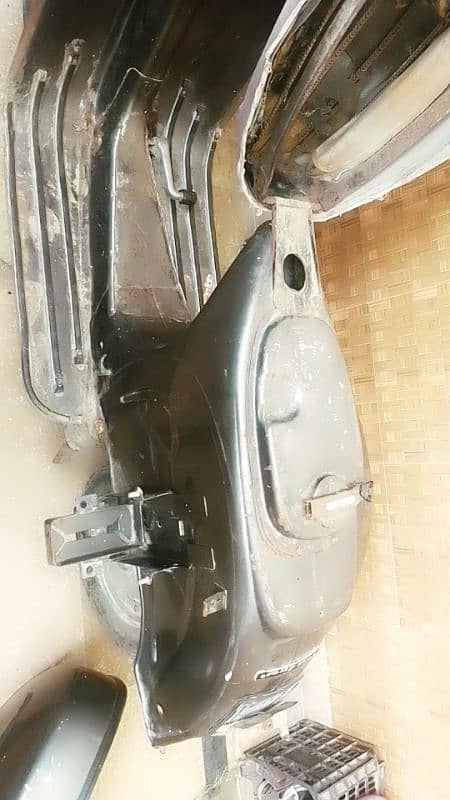 Vespa 200cc Italy assembled 4