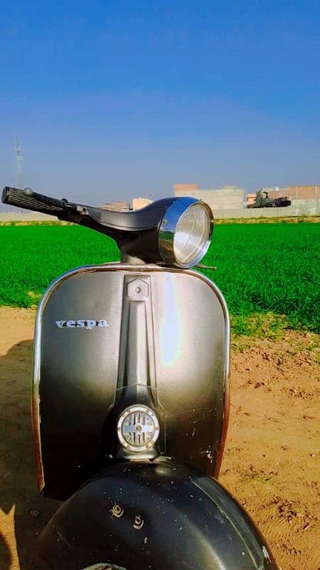 Vespa 200cc Italy assembled 12