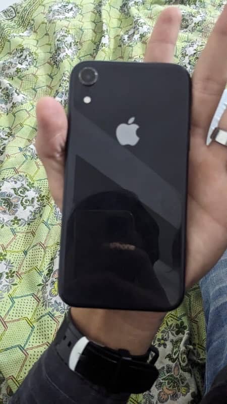 iPhone XR 64 GB JV Battry health 79% 1