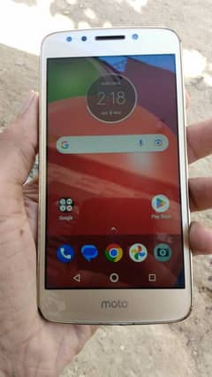 moto e4