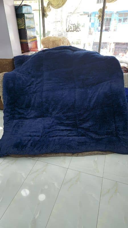 Soft Luxury Shagy Quilt // Blankets  king size Lifetime durable 0