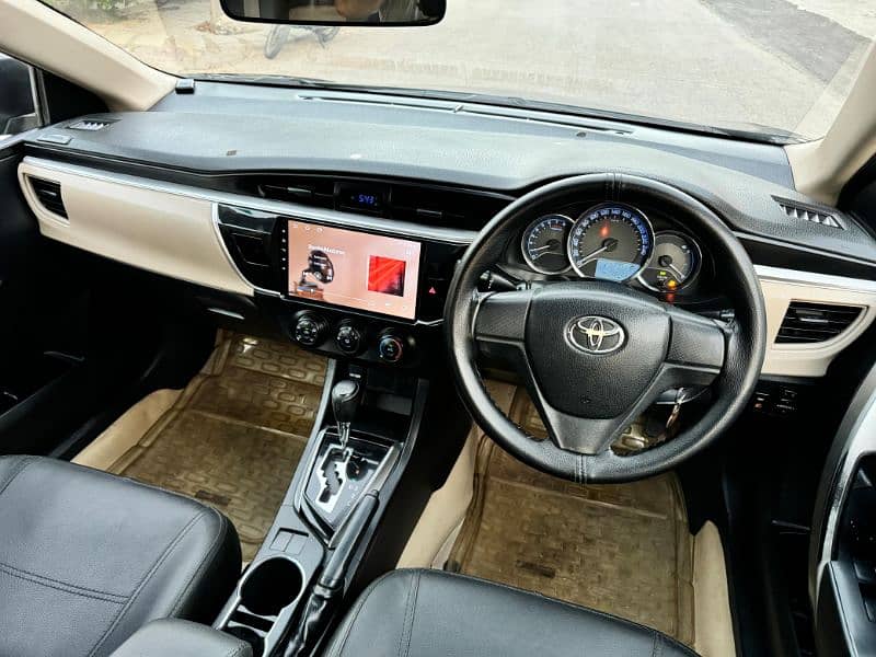 Toyota Corolla Gli 2017 AUTOMATIC 78000 KMS 5