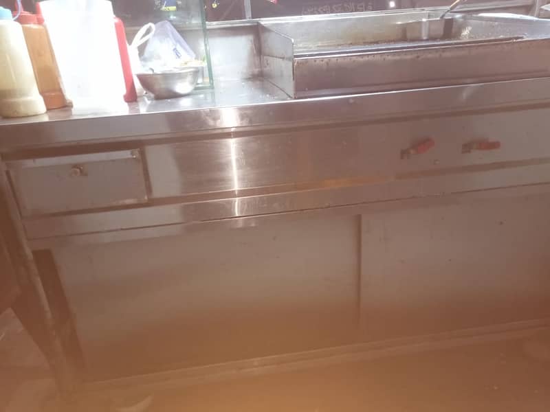 fast food counter for sale in condition 10/10 1