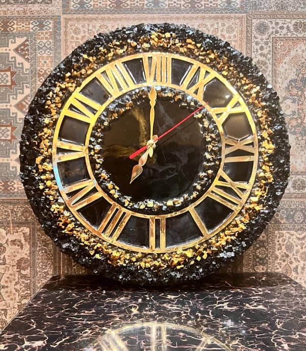 resin hand made clock 1