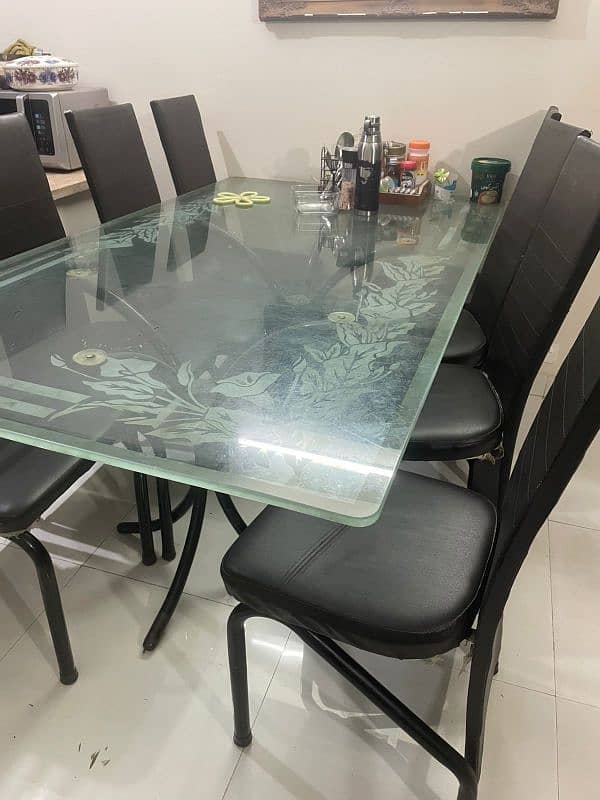 DINNING TABLE WITH 8 CHAIRS 0