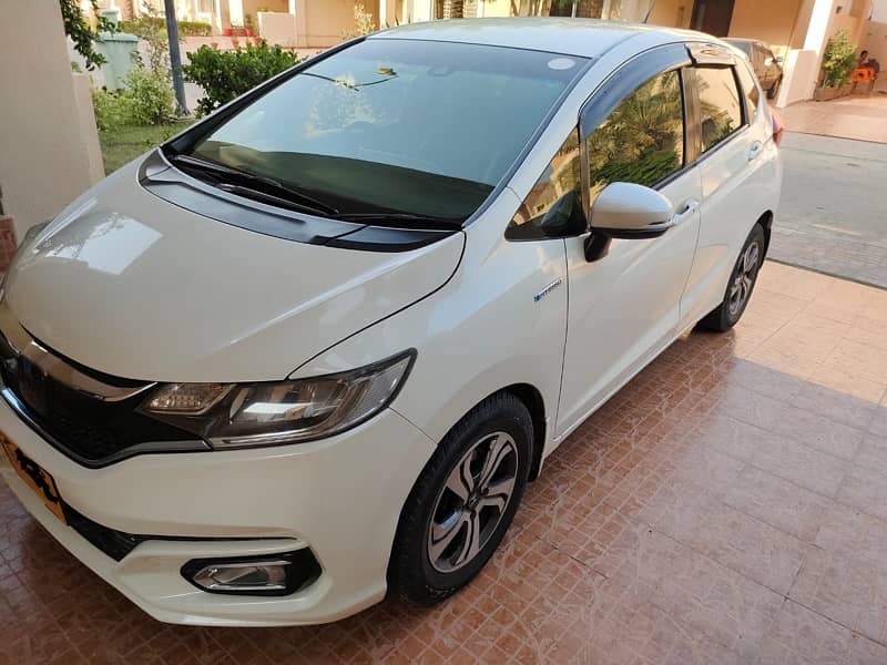 Honda Fit 2017 S Package ( Top of the Line ) 2