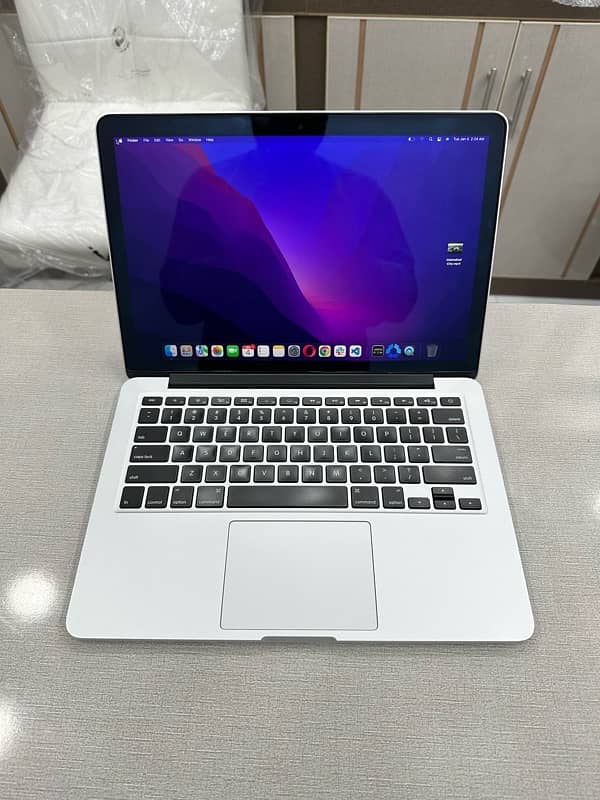 MacBook Pro (Retina, 13-inch, Early 2015)  15 5th   Ram 8GB 250gb Ssd 1