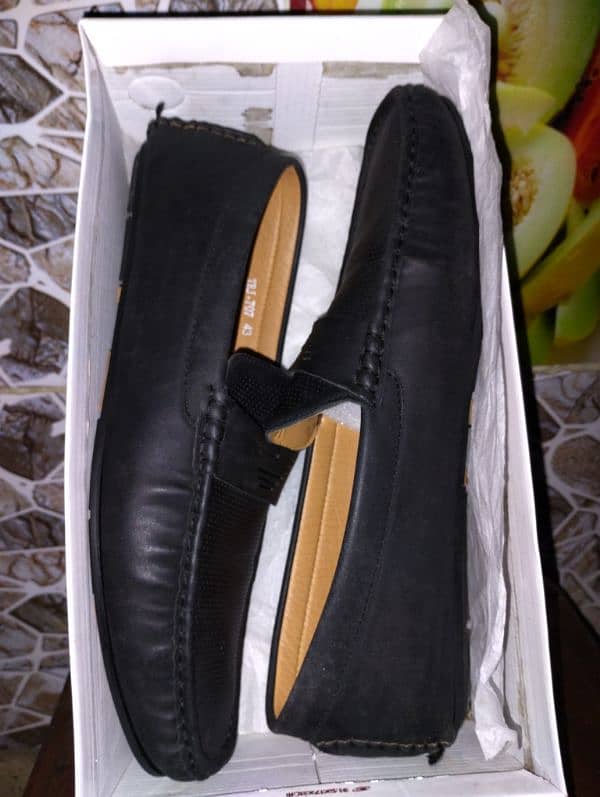 Black formal shoes 0