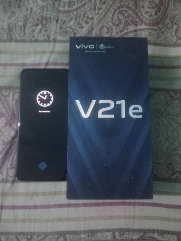 vivo v21e 8/128 0