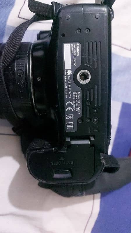 canon 70D with 50mm 1.8 STM lens 3