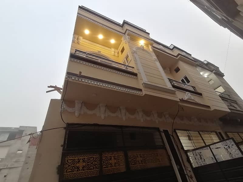 Brand New 3 Marla House Available In Marghzar Officers Colony For sale 3