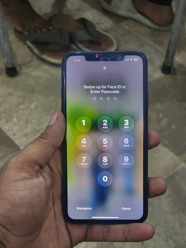 iphone 11 pro max 256gb dual sim pta aproved 2