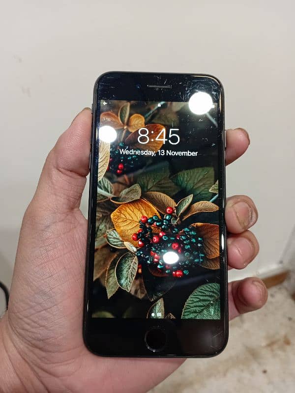 Iphone 7, 32gb non pta factory unlock 1