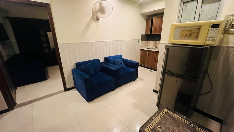 One bedroom fully furnished apartment available for Rent 4