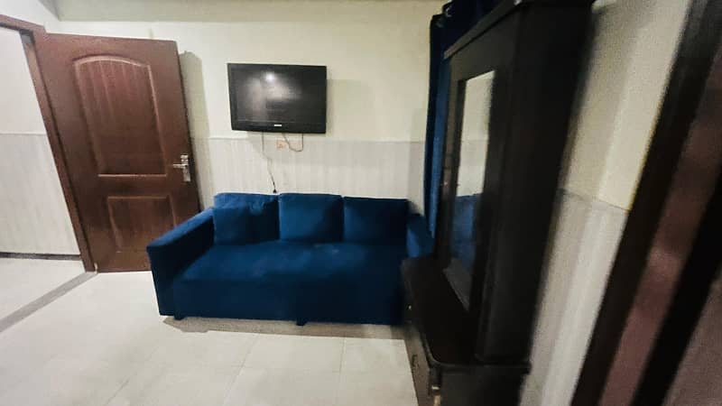 One bedroom fully furnished apartment available for Rent 7