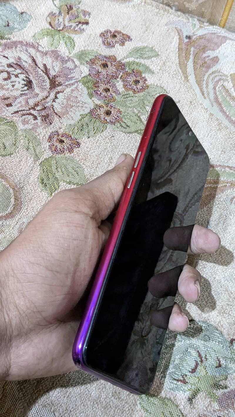 Oppo f9 with Box 0