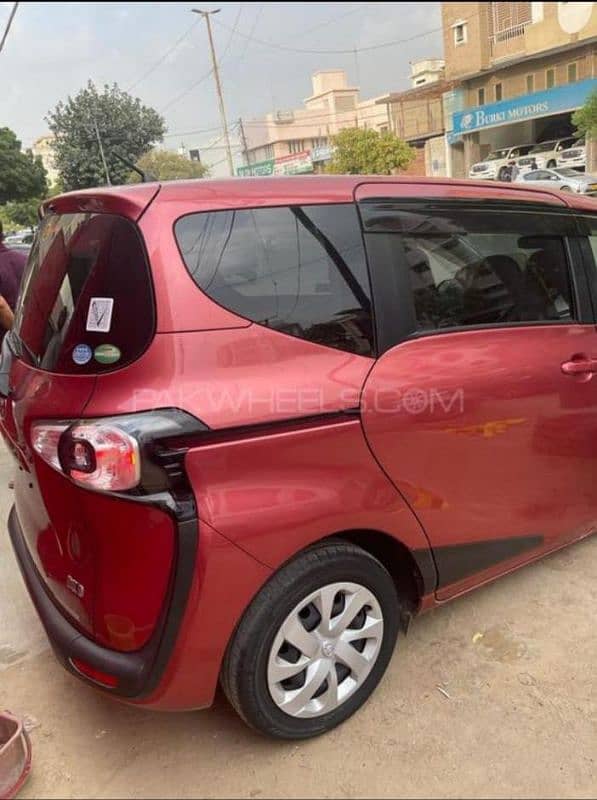 Toyota Sienta 2016 4