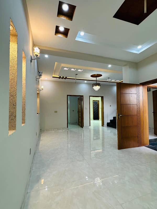 5 Marla Beautifully designed house For Rent In Park View City Lahore. 1