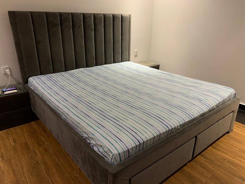 King Size Bed 1