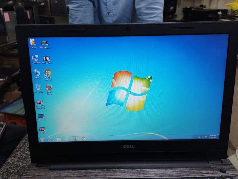 Dell laptop 3542 i3 4th generation 4