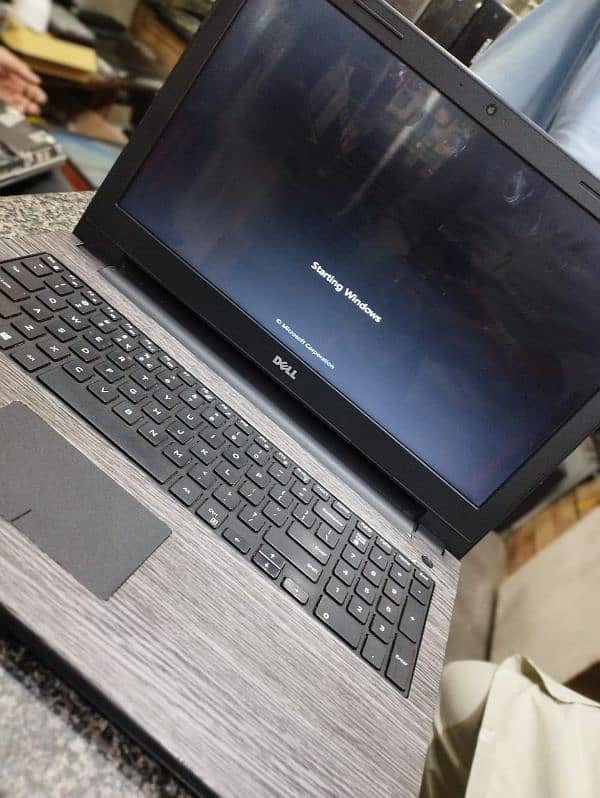 Dell laptop 3542 i3 4th generation 5