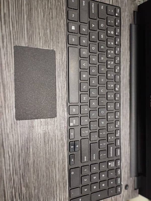 Dell laptop 3542 i3 4th generation 6