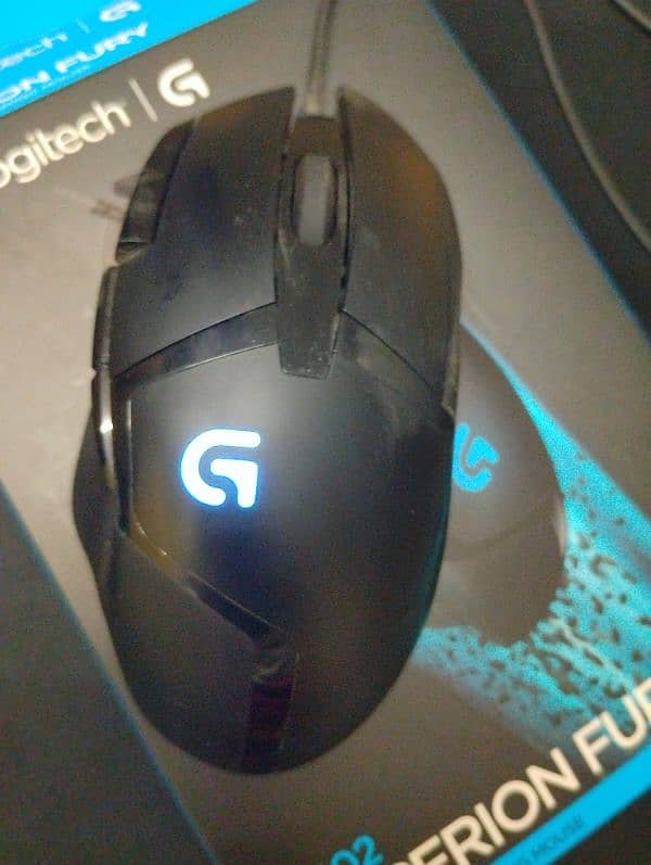 Logitech G402 Hyperon Fury 2 Months Used With Box 0