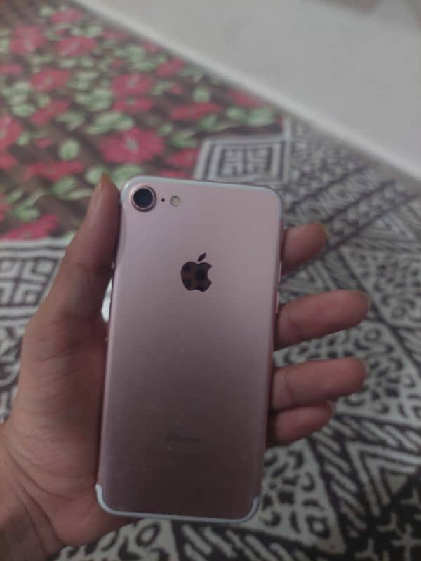 Apple iPhone 7 128gb 1