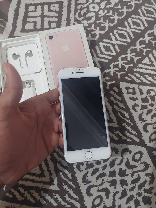 Apple iPhone 7 128gb 4