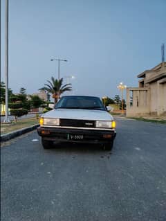 Nissan sunny 1987