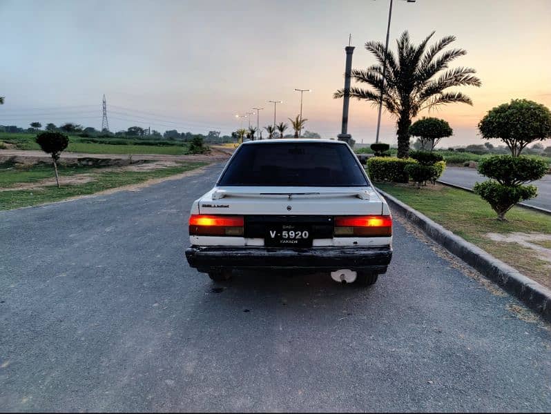 Nissan sunny 1987 1