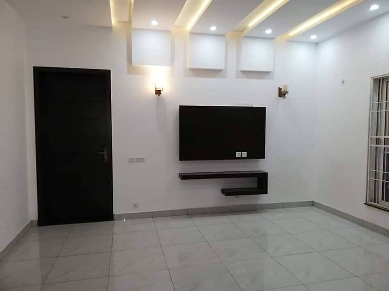 7.5 Marla Luxury House For Rent Defense Home society near v mall cantt sialkot 2