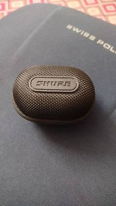 Shure mic MV88