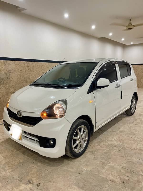 Daihatsu Mira 2014 1