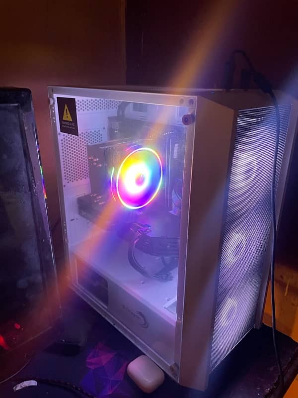 Gaming pc for sale. Amd Ryzen5 3600 + Rx5908Gb 5