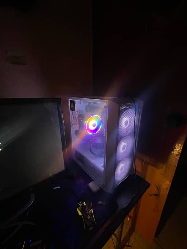 Gaming pc for sale. Amd Ryzen5 3600 + Rx5908Gb 6