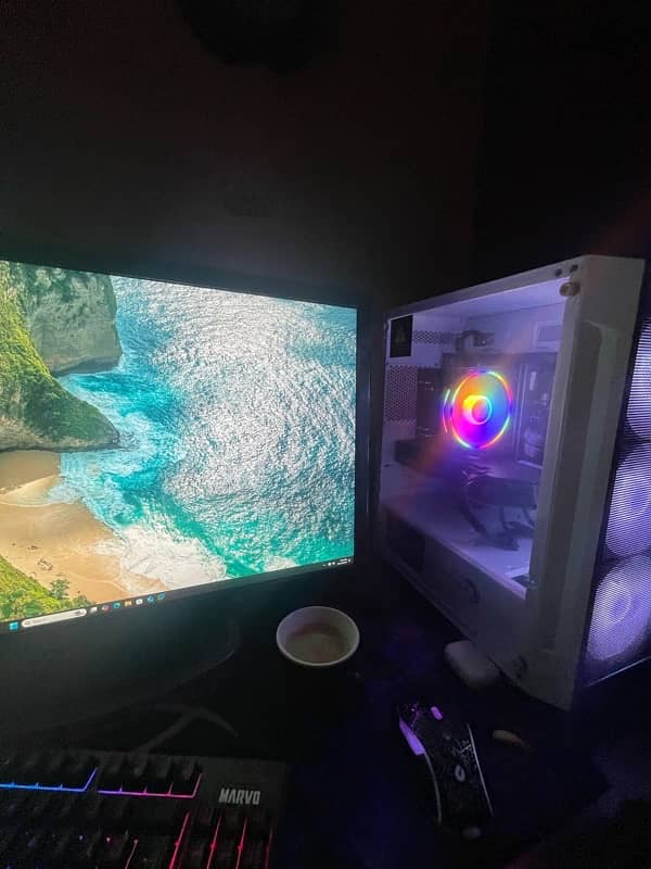 Gaming pc for sale. Amd Ryzen5 3600 + Rx5908Gb 12